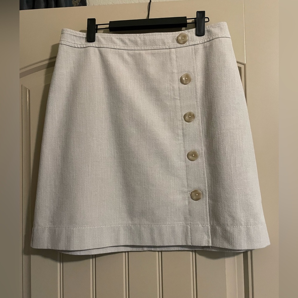 Ann Taylor Curvy Fit Skirt-Size 10